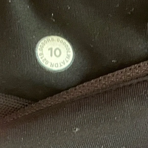 lulu lemon speed up 2.5 inch low rise! gray size 10 - Picture 6 of 7